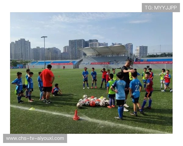 青训营是否重视球员社交礼仪与公众表达教育，青训球员有工资吗